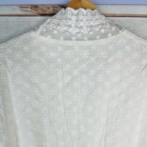 STORIA White Eyelet Romper Size M Skort Wrap Short Sleeve - Picture 8 of 11